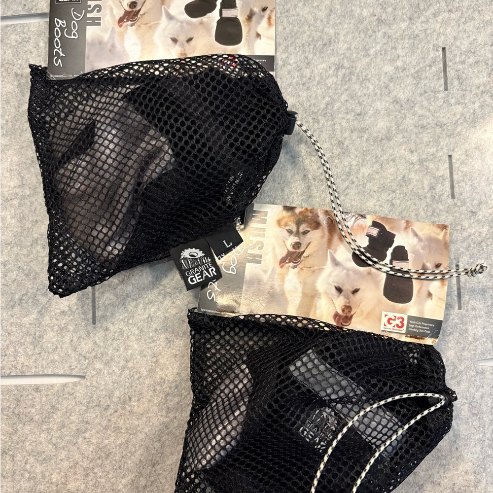 Granite Gear Black Mush Dog Boots with Mesh Bag